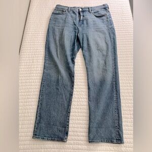 Madewell ‘90s Straight Jean, Size 33 Tall.